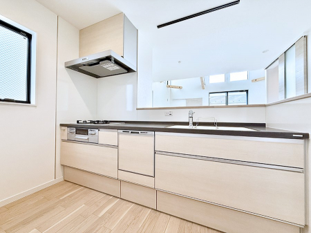 �L�b�`���@���������y���݂ƐH�ׂ�K����͂���L�b�`��