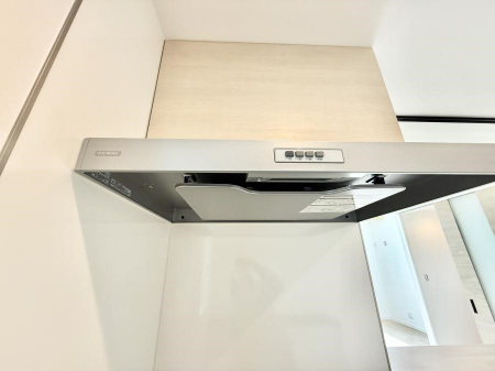 ���̑����ρ@�ݔ����������̏��C����������C��ɗU������A�����I�ɔr�����ł��܂��B