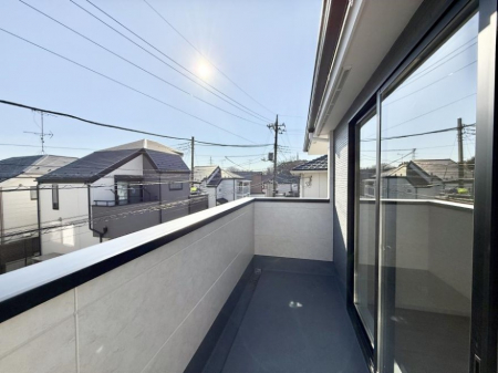 �o���R�j�[�@������ �G�߂̈ڂ낢����������J���I�ȋ�Ԃł�