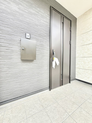 ���ց@�O�ρ� �V���v���Ŕ������A�Z�܂��̑���ۂ��ʂ錺�ւł�