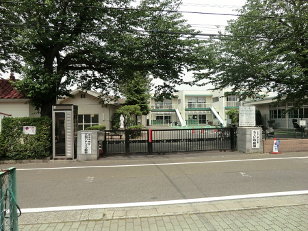 ���ӊ��@�c�t���E�ۈ牀 600m �X�~���c�t��