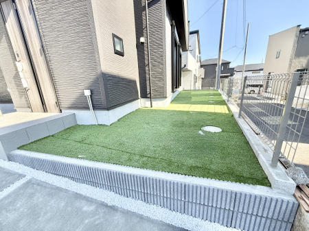 ���̑��@�O�ρ���炵�ɏ�����^����A�΂��������ꂽ�Z�܂��ł�