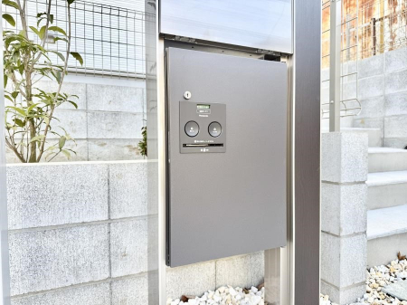 ���̑����ρ@�ݔ����s�ݎ��ł��ו����󂯎���֗��ȑ�z�{�b�N�X