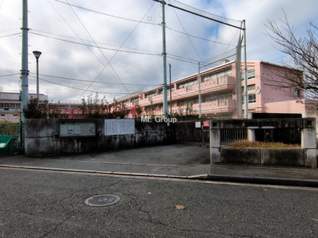 ���ӊ��@���w�Z 900m ���l�s���Z�Y�쏬�w�Z