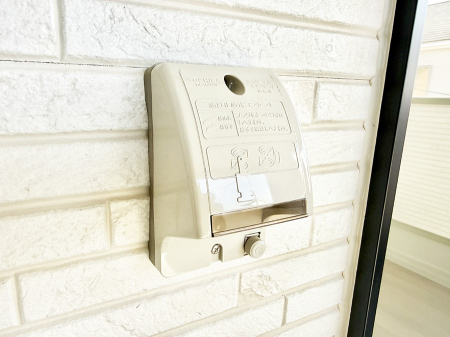 ���̑����ρ@�ݔ������O�ɓd���R���Z���g������΁A�������@�ő���O�ǂ�|������ȂǕ֗��ł��B