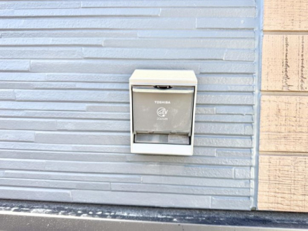 ���̑����ρ@�ݔ�������ŊȒP�ɏ[�d�ł��A�G�R�ȃJ�[���C�t���T�|�[�g