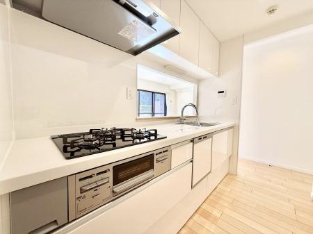 �L�b�`���@�������Ƒ����J��[�߂�A������̂���L�b�`��