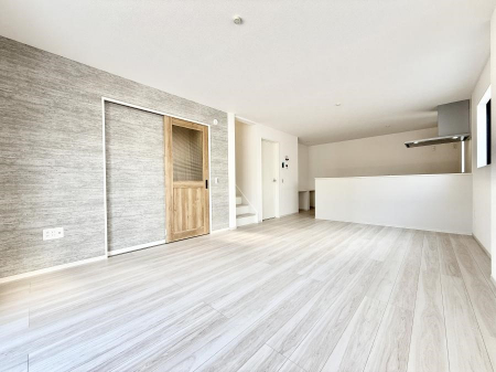 ���r���O�@���������C�ɓ���̏ꏊ�ŁA�̂�т�Ƃ������Ԃ�