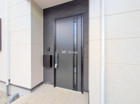 ���ց@�O��