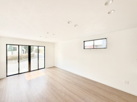 ���r���O�@�������V���v���������ґ�A��؂Ȑl�Ɖ߂����S���قǂ�����