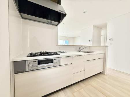 �L�b�`���@�������Ƒ����J��[�߂�A������̂���L�b�`��