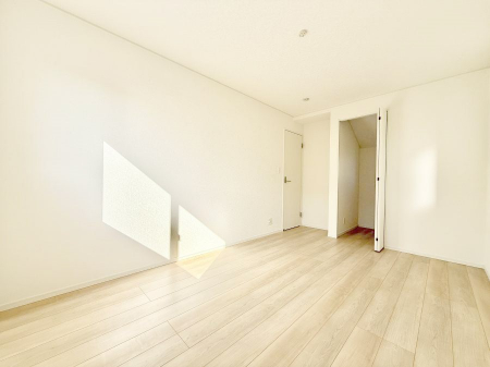 �q�������@�������Ƌ�⃌�C�A�E�g�����R�ɔz�u�ł��邽�ߎg�����肪�ǂ����K�ɉ߂����܂�