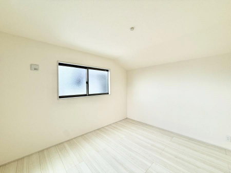 �q�������@�������v���C�x�[�g��ԂƂ��ĐÂ��ŗ�������������񋟂��Ă���܂�