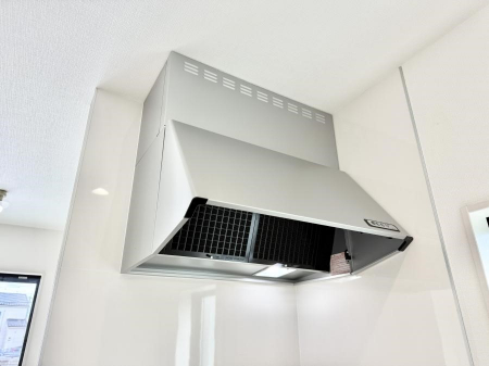 ���̑����ρ@�ݔ����������̏��C����������C��ɗU������A�����I�ɔr�����ł��܂��B