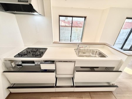 �L�b�`���@�������Ƒ����J��[�߂�A������̂���L�b�`��