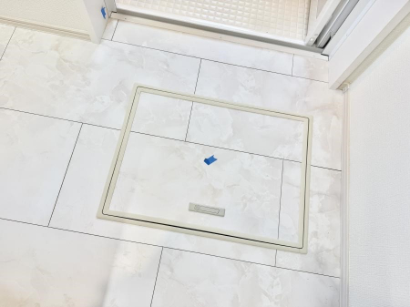 ���̑����ρ@�ݔ����B�ꂽ���[�X�y�[�X�ŉƑS�̂��X�b�L��