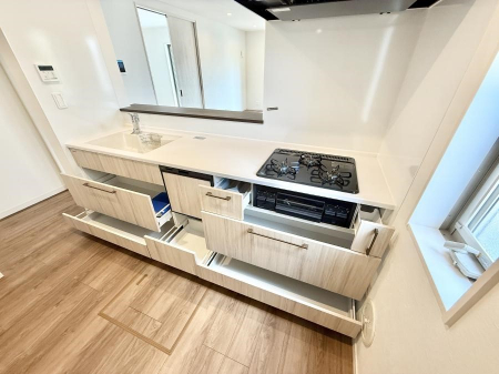 �L�b�`���@�������Ƒ����J��[�߂�A������̂���L�b�`��