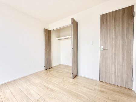 �q�������@����