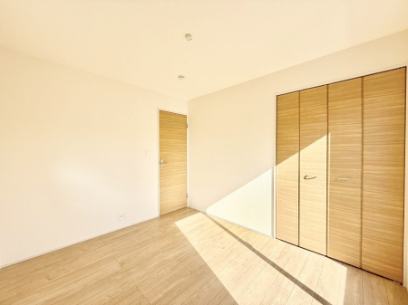 �Q���@���������̔z�u��ʋC���̗ǂ��݌v�ŕ����̋�C�������炸�A��ɐV�N�ȋ�C������܂�