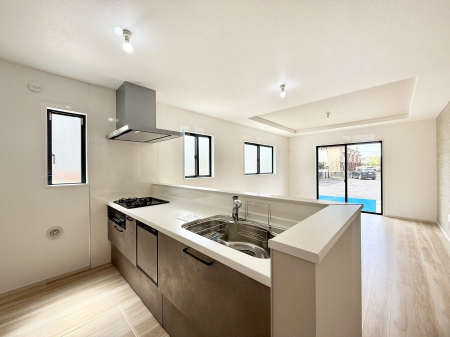 �L�b�`���@���������y���݂ƐH�ׂ�K����͂���L�b�`��