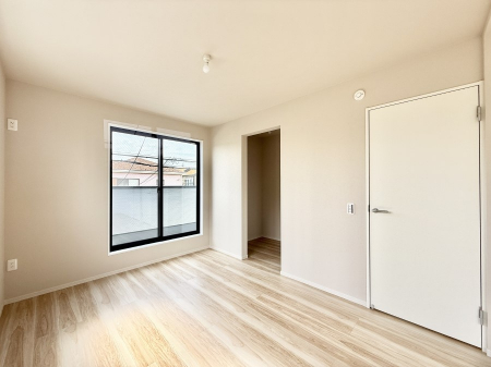 �Q���@���������̔z�u��ʋC���̗ǂ��݌v�ŕ����̋�C�������炸�A��ɐV�N�ȋ�C������܂�