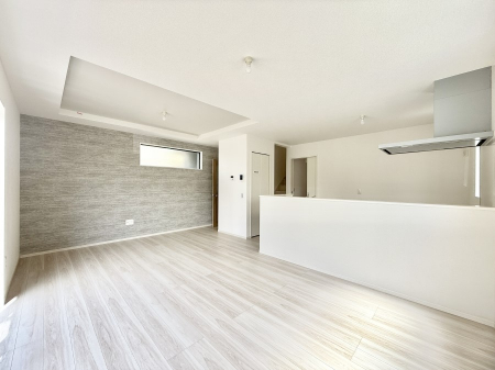 ���r���O�@���������났�ƏΊ炪�W�܂�A�S���܂郊�r���O