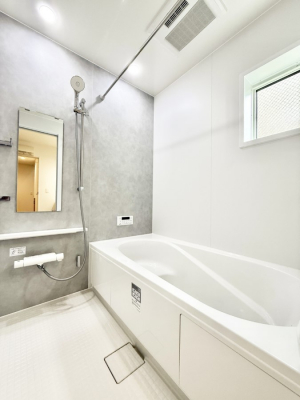 �����@�������������A������芰����o�X���[��