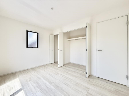 �q�������@�������v���C�x�[�g��ԂƂ��ĐÂ��ŗ�������������񋟂��Ă���܂�