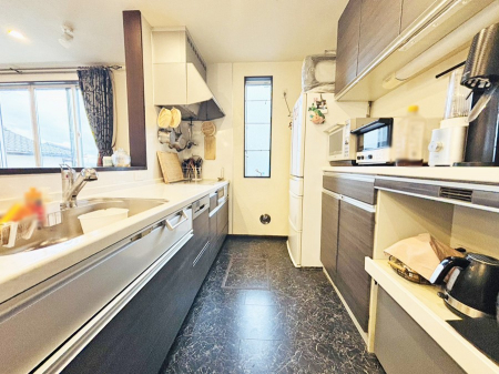 �L�b�`���@�����������������Ԃ����܂��A�Ί炠�ӂ��L�b�`��