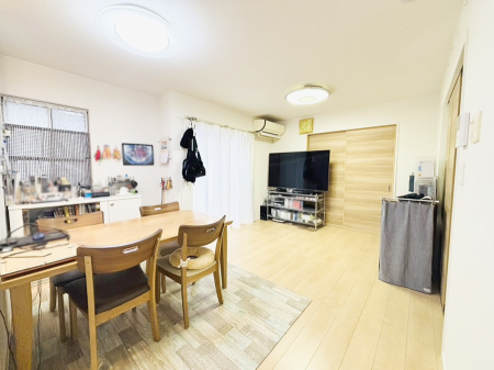 ���r���O�@����