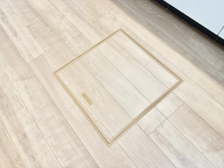 ���̑����ρ@�ݔ����B�ꂽ���[�X�y�[�X�ŉƑS�̂��X�b�L��