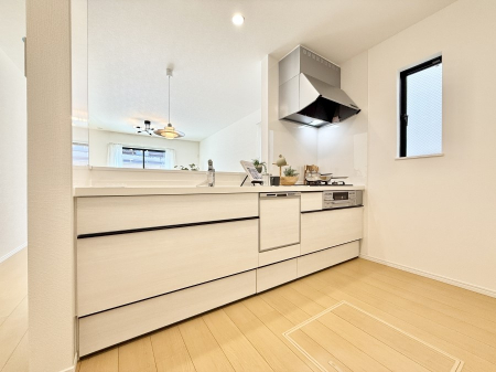 �L�b�`���@���������y���݂ƐH�ׂ�K����͂���L�b�`��