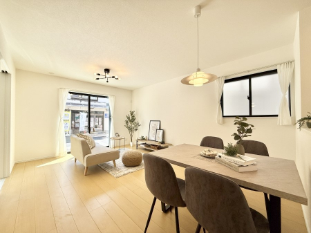 ���r���O�@���������났�ƏΊ炪�W�܂�A�S���܂郊�r���O