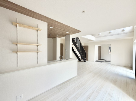 ���r���O�@�������V���v���������ґ�A��؂Ȑl�Ɖ߂����S���قǂ�����