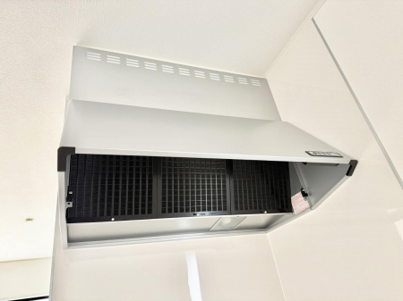 ���̑����ρ@�ݔ����������̏��C����������C��ɗU������A�����I�ɔr�����ł��܂��B