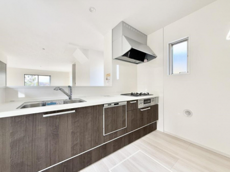 �L�b�`���@���������y���݂ƐH�ׂ�K����͂���L�b�`��