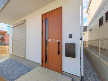 ���ց@�O��