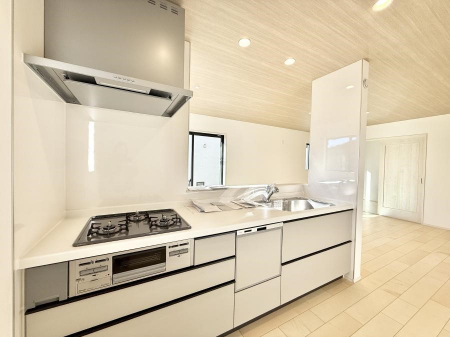 �L�b�`���@�������Ƒ����J��[�߂�A������̂���L�b�`��