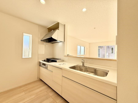 �L�b�`���@���������y���݂ƐH�ׂ�K����͂���L�b�`��