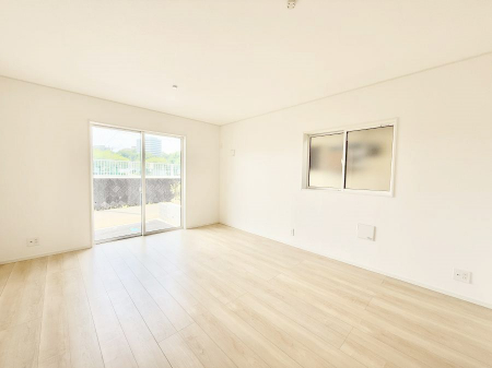 ���r���O�@���������났�ƏΊ炪�W�܂�A�S���܂郊�r���O