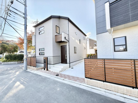 ���n�O�ώʐ^�@�O�ρ��V������炵���n�܂�ꏊ�ŁA�Ƒ����J��[�߂�