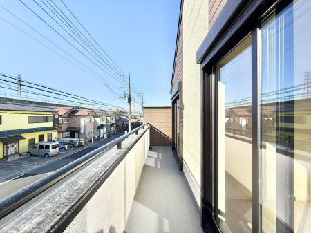 �o���R�j�[�@������ �G�߂̈ڂ낢����������J���I�ȋ�Ԃł�