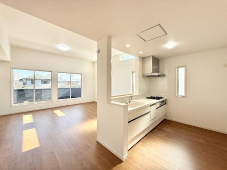 �L�b�`���@�������Ƒ����J��[�߂�A������̂���L�b�`��