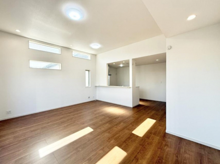 ���r���O�@�������V���v���������ґ�A��؂Ȑl�Ɖ߂����S���قǂ�����