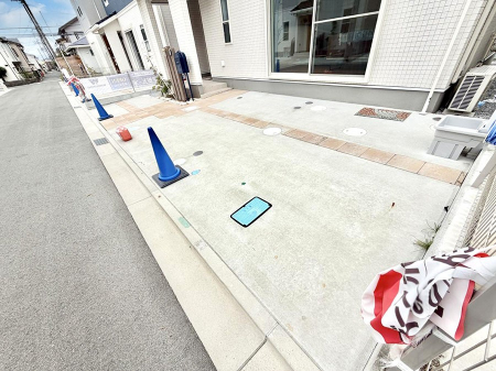 �@�O�ρ������̒��Ԃ����K��