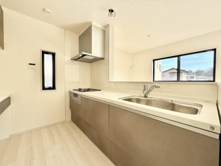 �L�b�`���@���������y���݂ƐH�ׂ�K����͂���L�b�`��