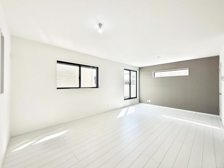 ���r���O�@���������났�ƏΊ炪�W�܂�A�S���܂郊�r���O