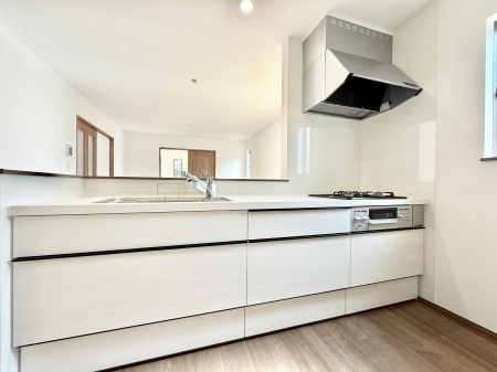 �L�b�`���@�������L���C�ɕЕt���A�g���₷���L�b�`��