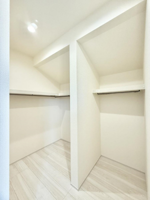 ���̑��@������WIC�t���ňߗނ��ו����܂Ƃ߂Ď��[�ł���֗��ȋ�Ԃł�