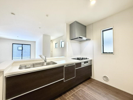 �L�b�`���@�������Ƒ����J��[�߂�A������̂���L�b�`��